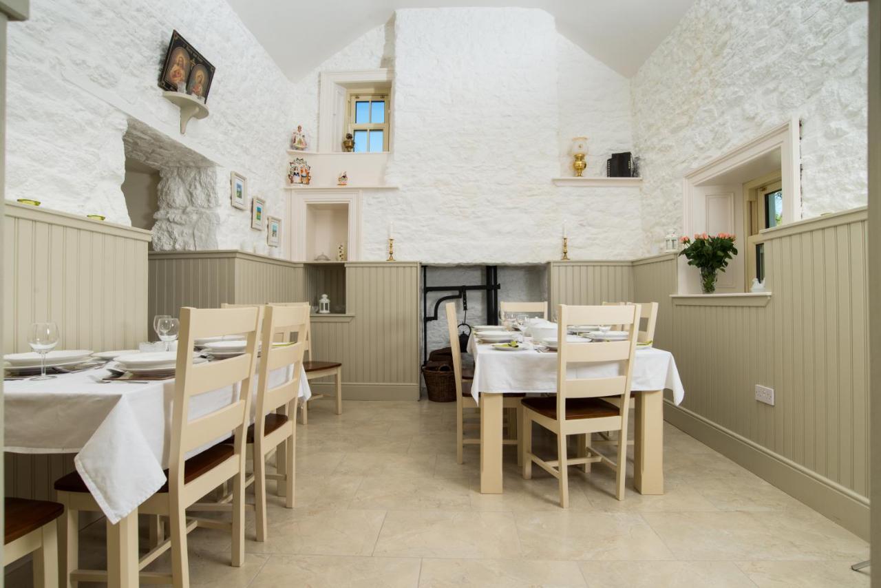 Abhainn Ri Cottages Blessington Extérieur photo
