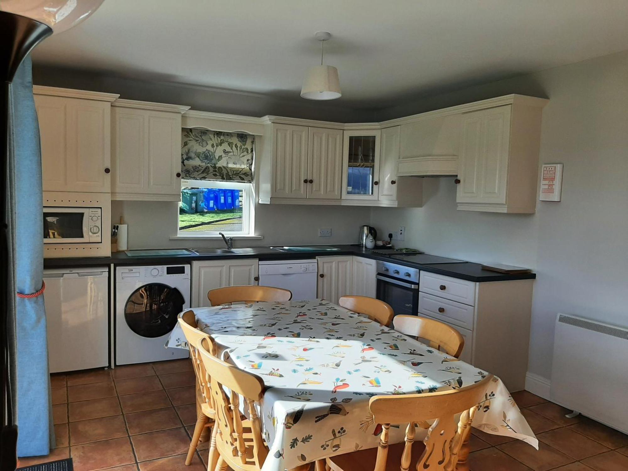 Abhainn Ri Cottages Blessington Extérieur photo