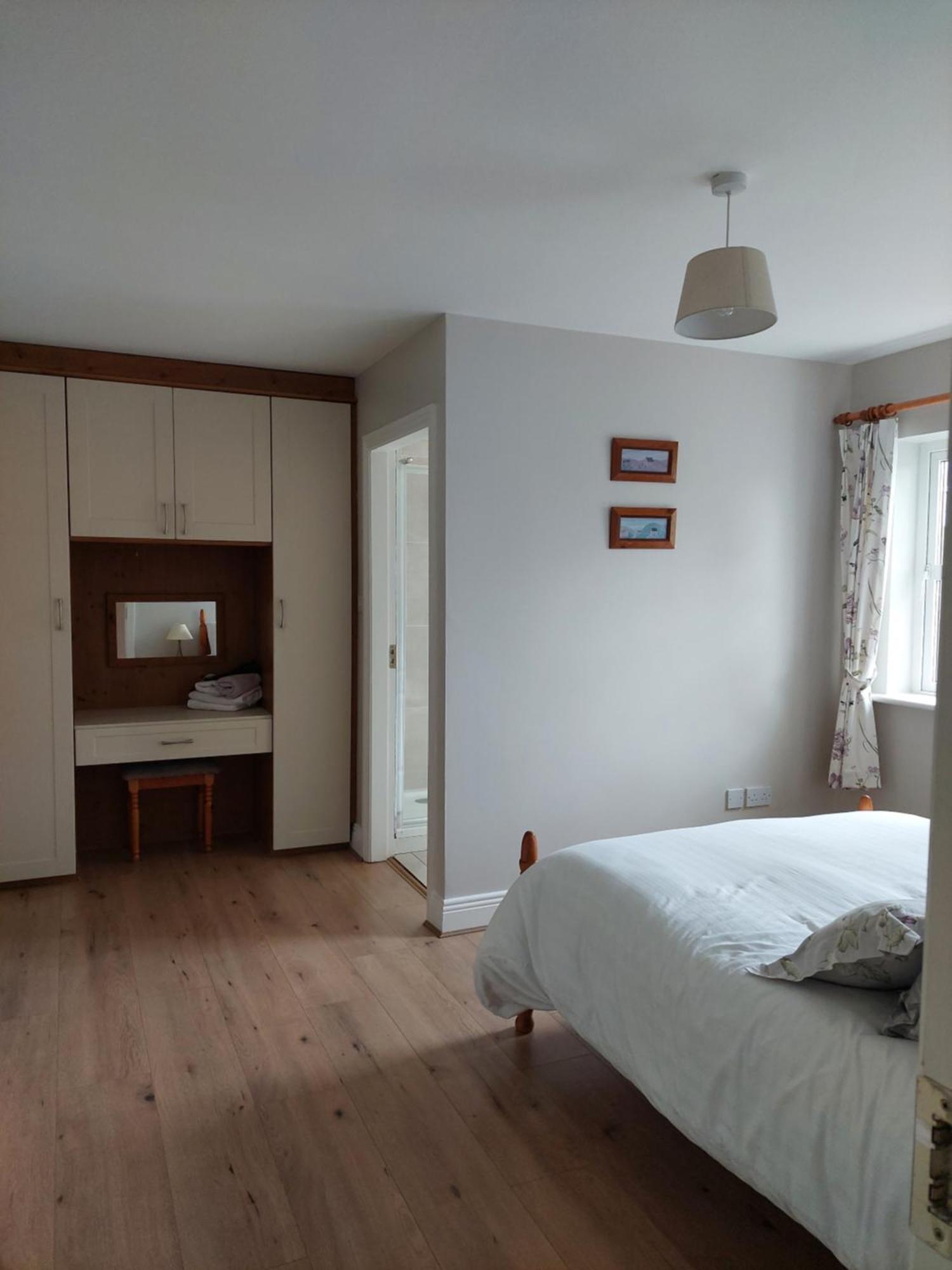 Abhainn Ri Cottages Blessington Extérieur photo